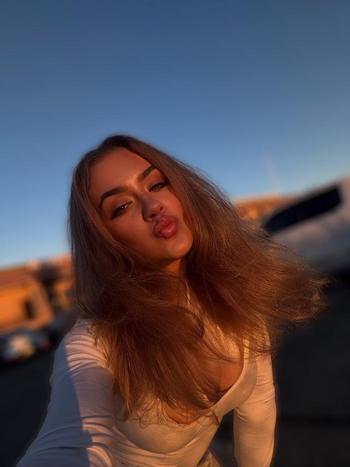 661-338-4263, 26  female escort, Yuma