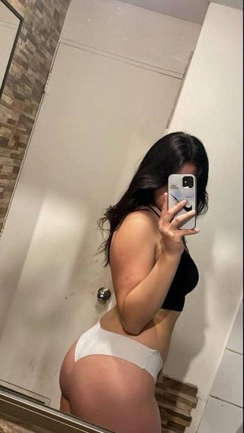 480-573-2269, 27  female escort, Yuma